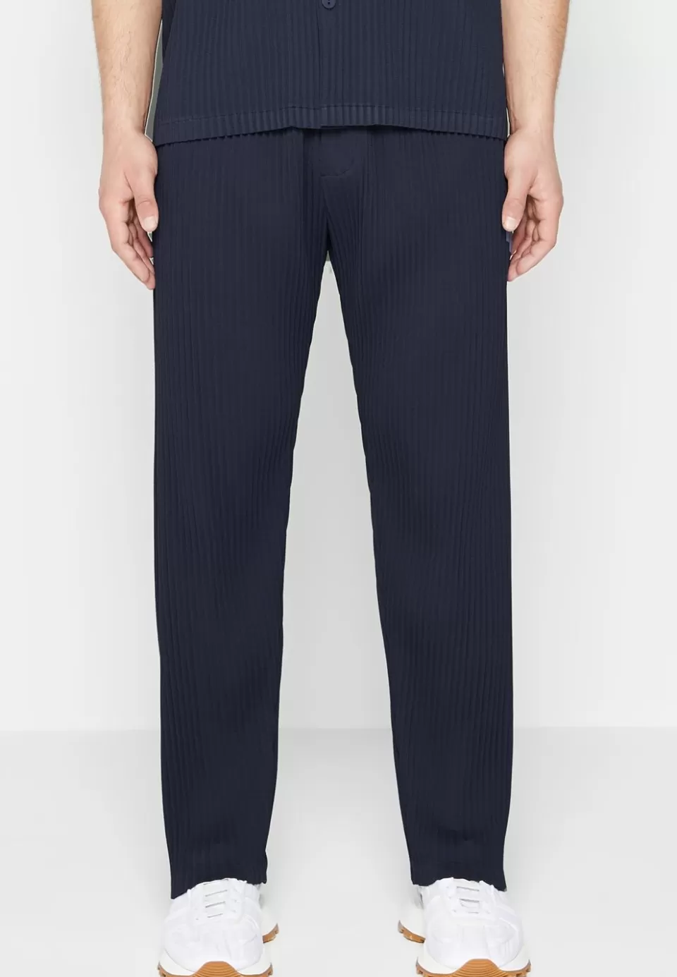 Manière De Voir Pleated Trousers>Man Casual Trousers