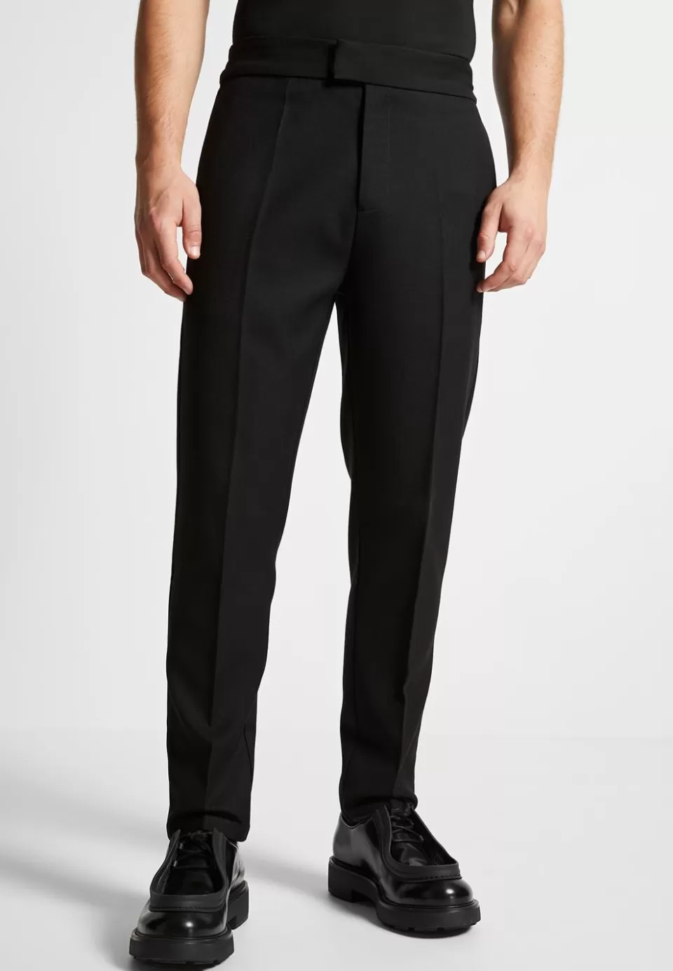 Manière De Voir Tapered Fit Press Crease Tailored Trousers>Man Modern Tailoring