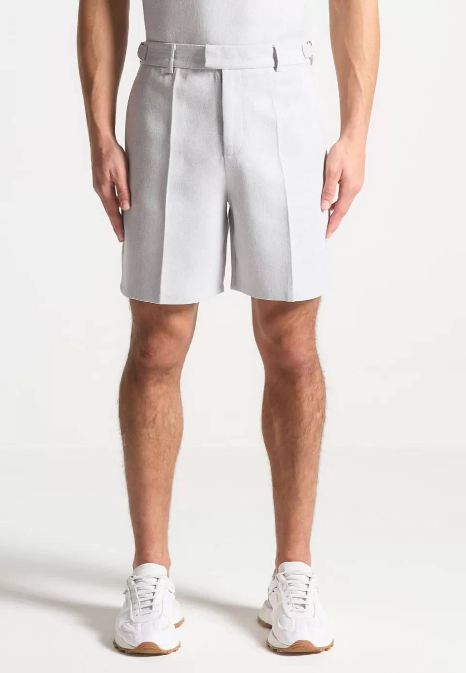 Manière De Voir Textured Tailored Shorts>Man Shorts