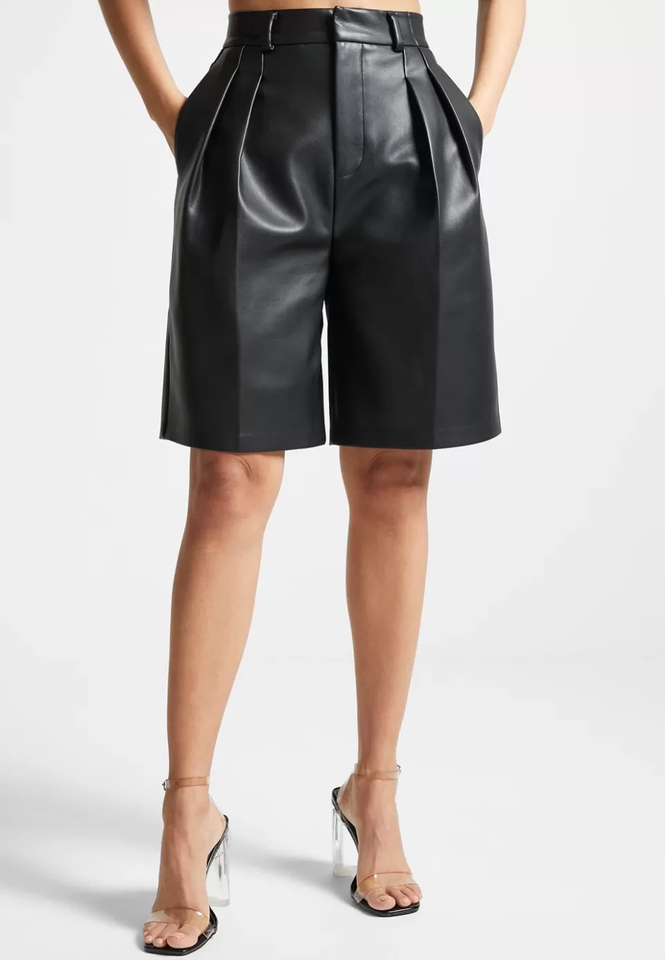 Manière De Voir Vegan Leather Tailored City Shorts>Woman Shorts